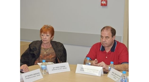 Петър Басмаджиев (вдясно) СНИМКА: Архив