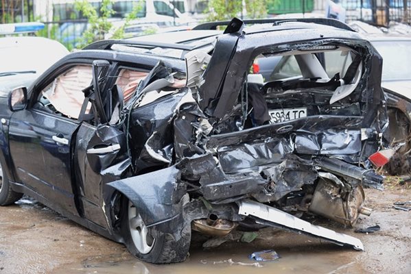 Колата на Милен Цветков беше премазана от удара, причинен от дрогирания Кристиан Николов.