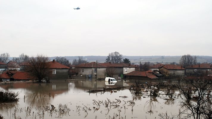 Село Бисер бе потопено на 6 февруари 2012 година