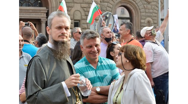 Дионисий с Ренета Инджова на протеста
