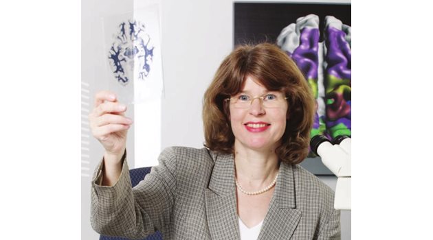 Проф. Катрин Амунтс е харизматичният научен ръководител на европейския проект "Човешки мозък". 