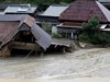 Осем души загинаха в резултат на проливни дъждове в Китай