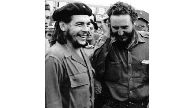 Че Гевара е дясната ръка на Фидел Кастро.