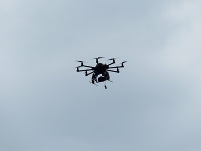 “Ню Йорк таймс”: Атаката с дронове в Москва донесе войната в Украйна в домовете на руснаците