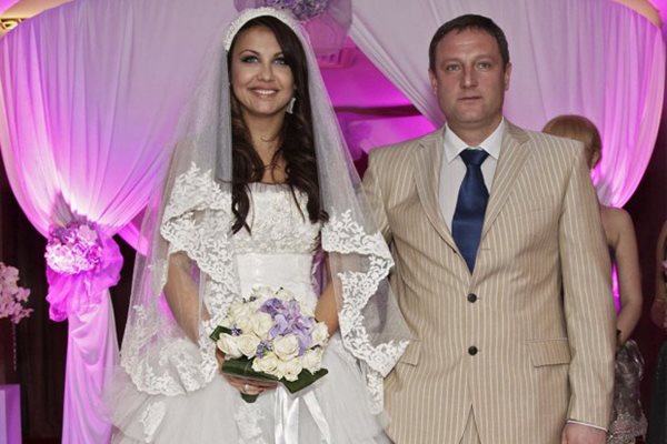 Венета Харизанова и Емил Маринов вдигнаха пищна сватба преди 11 години