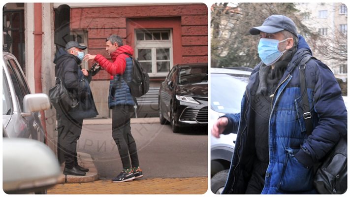 Мариус Куркински се пази с две маски
