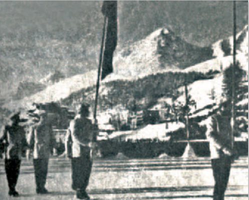 Българските участници дефилират при откриването на Петите олимпийски зимни игри в Санкт Мориц (Швейцария), 31.01.1948 г.