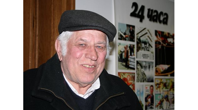 Павел Писарев старателно е записал разказите на Тодор Живков.