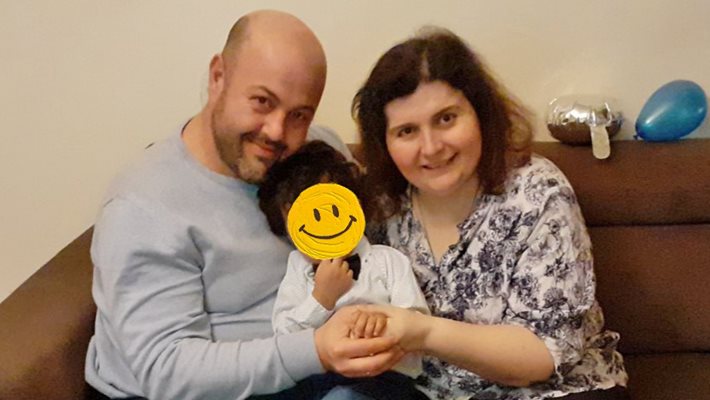 Съпрузите имат нужда от подкрепа, за да се радват на детенцето си

Снимка: Личен архив