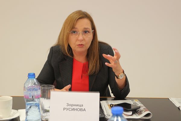 Зам-социалният министър Зорница Русинова СНИМКА: Румяна Тонева