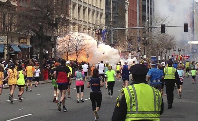 При атентата в Бостън загиват трима, а 264 са ранени