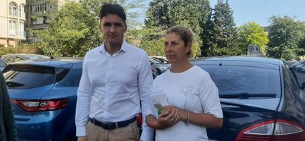 Задържаният за купуване на гласове в Несебър бил на ръководен пост в общината (Видео, снимки)