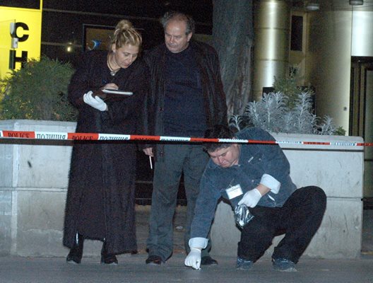 Димата Руснака е покосен с изстрел в сърцето пред заведението Up stairs на столичния бул. "Витоша"