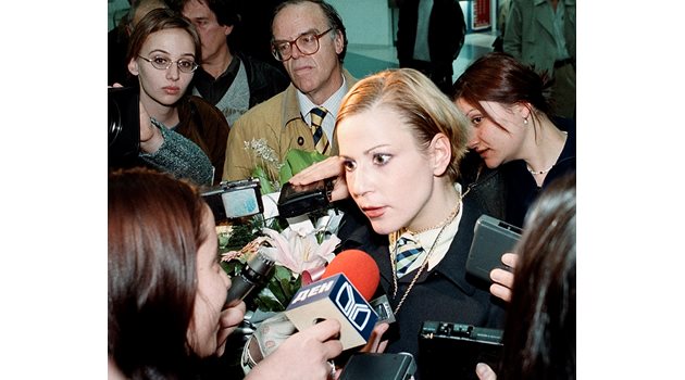Калина дава интервю в България, когато носът й не е претърпял множество операции.