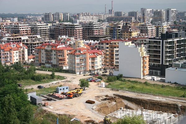 Издадените разрешителни за строеж на нови жилищни сгради се увеличават с 4,3 % през първото тримесечие