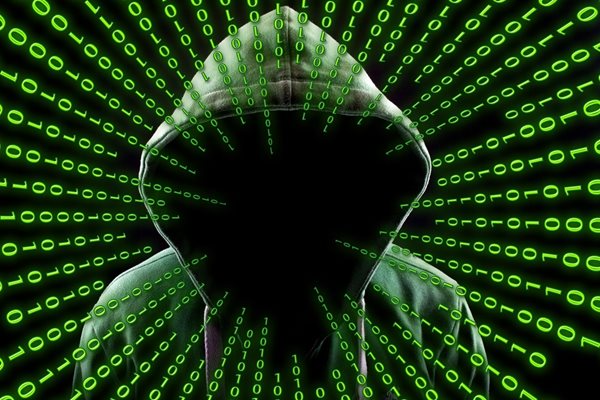 Хакери пращат фалшиви SMS-и, за да крадат лични данни и дебитни карти