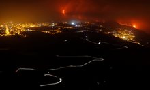 Вулканът на Канарите продължава да изригва