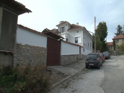 Снимка на къщата на семейство Хюсеин в с.Добромирка, където се разиграла трагедията.