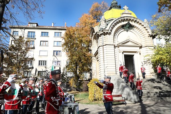 139 години от Сръбско-българската война и победата на младата Българска армия беше отбелязана в София. СНИМКА: МИНИСТЕРСТВО НА ОТБРАНАТА