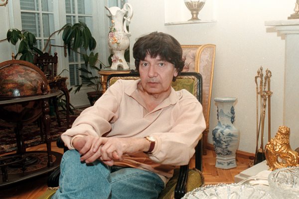 Легендата Емил  Димитров почина  през 2004 г. на 64 г.