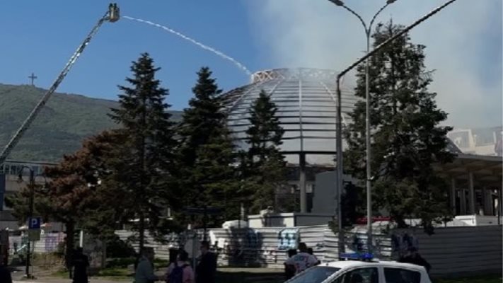 Карма: В Скопие изгоря копието на изгорелия в София цирк