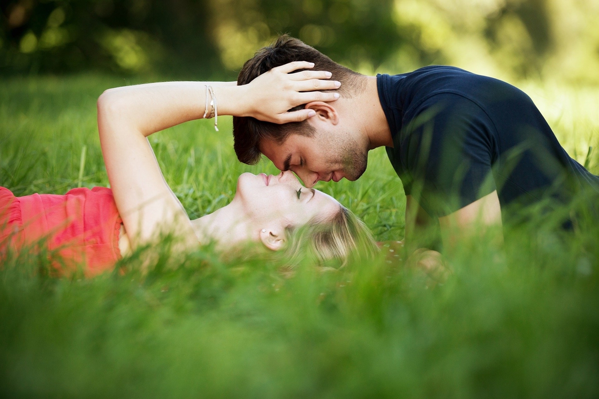 Канадски учени развенчаха мита за любовта
от пръв поглед