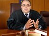 Пловдивски съдия подреди фотоизложба -  дипломната му работа в академията по изкуства