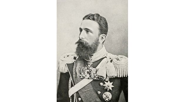 Княз Батенберг плаща за любовта си към България с короната. 