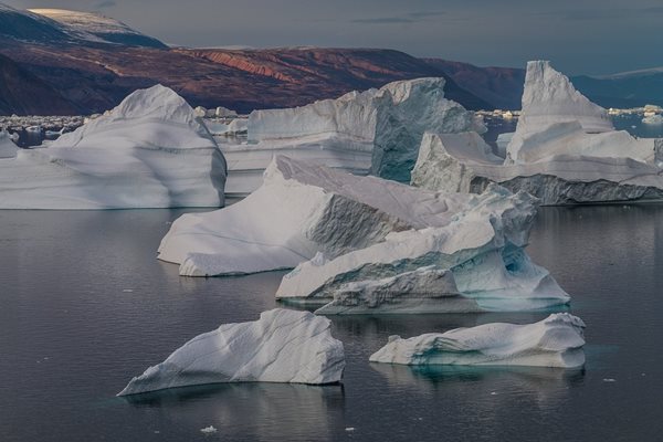 Ледниците, които се топят, освобождават тонове бактерии