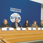 Марияна Милтенова, Божидар Петков, Живка Гроздева, Димитричка Търпанова и Николай Колев (от ляво надясно) по време на пресконференцията миналата седмица.
Снимка: Авторът