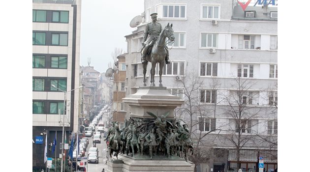 Паметникът на цар Освободител в София