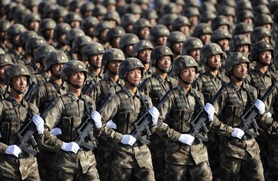 Китайски военни. Снимка Архив