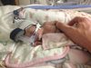 Чудото на Наоми: Бебе се ражда 15 седмици по-рано, оцелява въпреки шанса под 1%