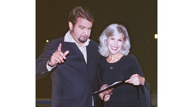 2003 г. - Гала и Ники Кънчев на купон на Нова тв за получаването на национален лиценз от телевизията