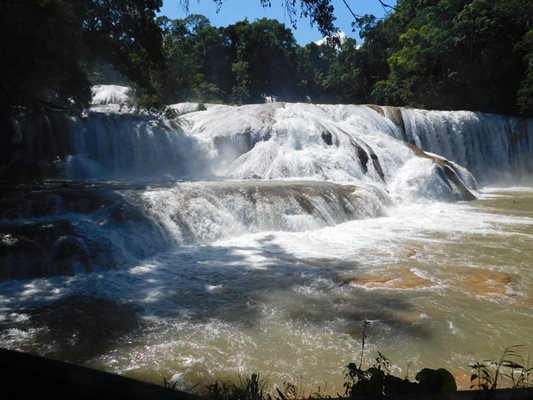 Водопадите Агуас Асул