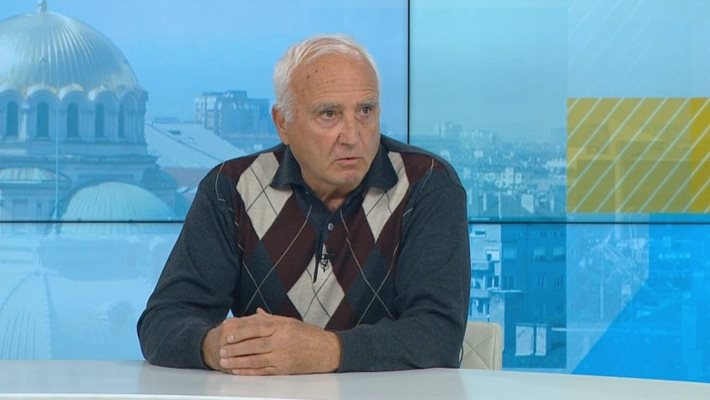 Експертът по пътна безопасност Димитър Илиев
Кадър: БНТ