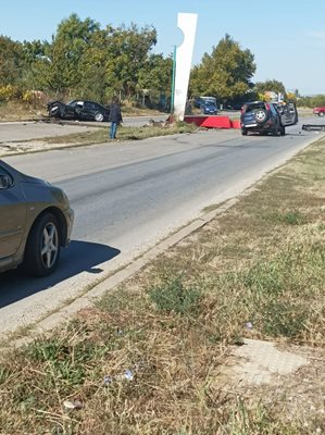 Двама са ранени прикатастрофа на околовръстното шосе в Лясковец