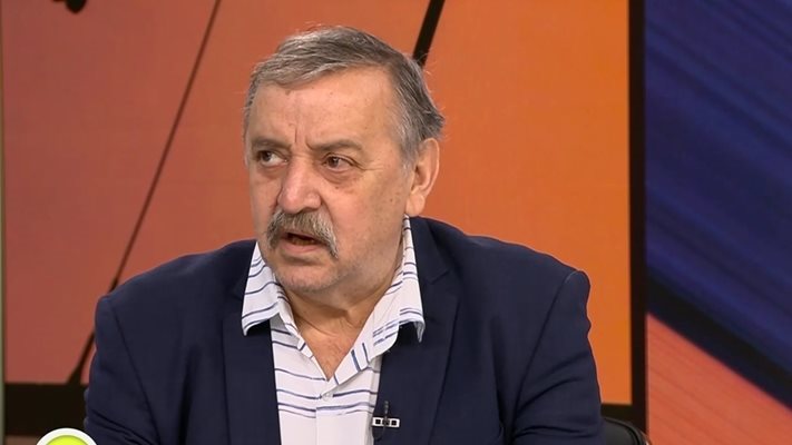 Проф. Кантарджиев: Ако нямате спешна работа, не излизайте в мъглата