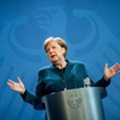 Канцлерът Ангела Меркел се оттегля след 16 години на поста 