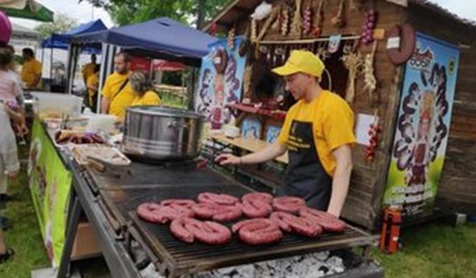 Турски паша благославя горнооряховския суджук