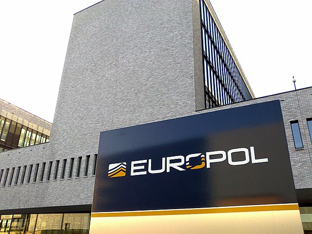 Европол: Разбихме мрежа за киберпиратство, действала от Украйна