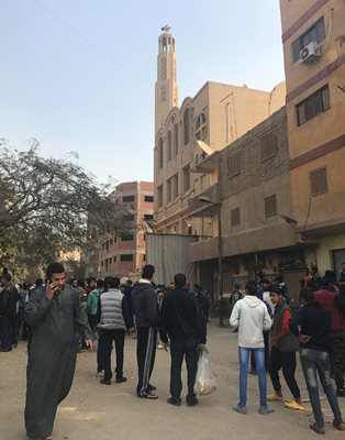 Броят на жертвите след атаката срещу църква в египетската провинция Хелуан достигна 10 души, съобщава египетското министерство на здравеопазването СНИМКА: Ройтерс