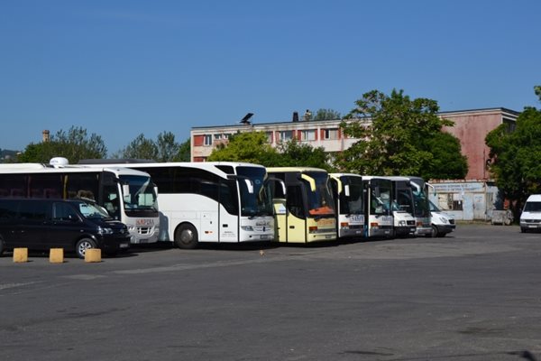 Автобусите по редовните линии от Турция до Кърджали не пътуват. СНИМКА: Авторът