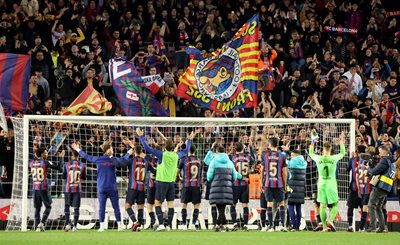 Феновете на "Барселона" донесоха сериозен приход на клуба в дербито с "Реал". Снимка: Ройтерс