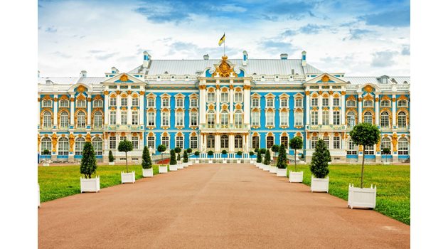 Кехлибарената стая красеше Екатерининския дворец.