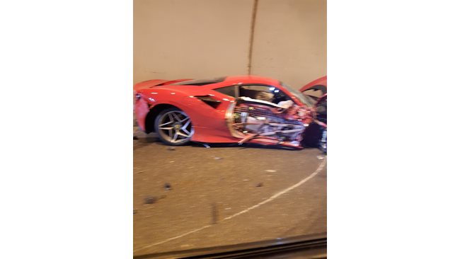 Ferrari smashed after a collision with a jeep on the Struma Motorway (Photos)