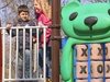 Стотици родители в защита на детски център в Пловдив
