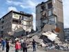 Мъж загина, а 12 бяха ранени след експлозия в жилищен блок в Русия (Видео, снимки)