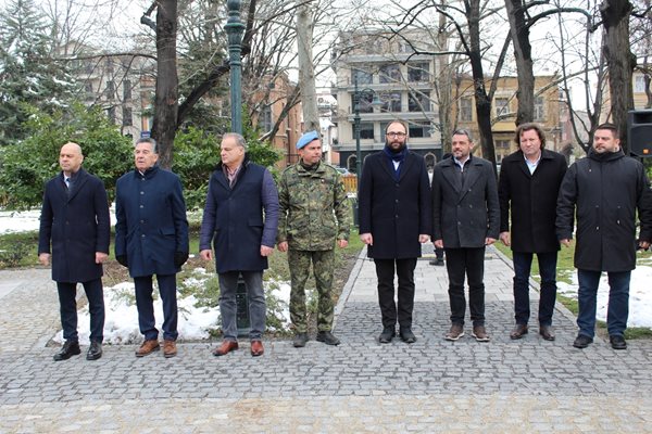 На церемонията присъстваха кметът Костадин Димитров и много представители на местната  власт.