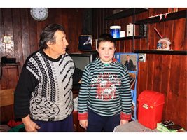 8 години Искра Фидосова се грижи за сираче